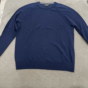 Banana Republic Men's Deep Blue Crewneck Sweater